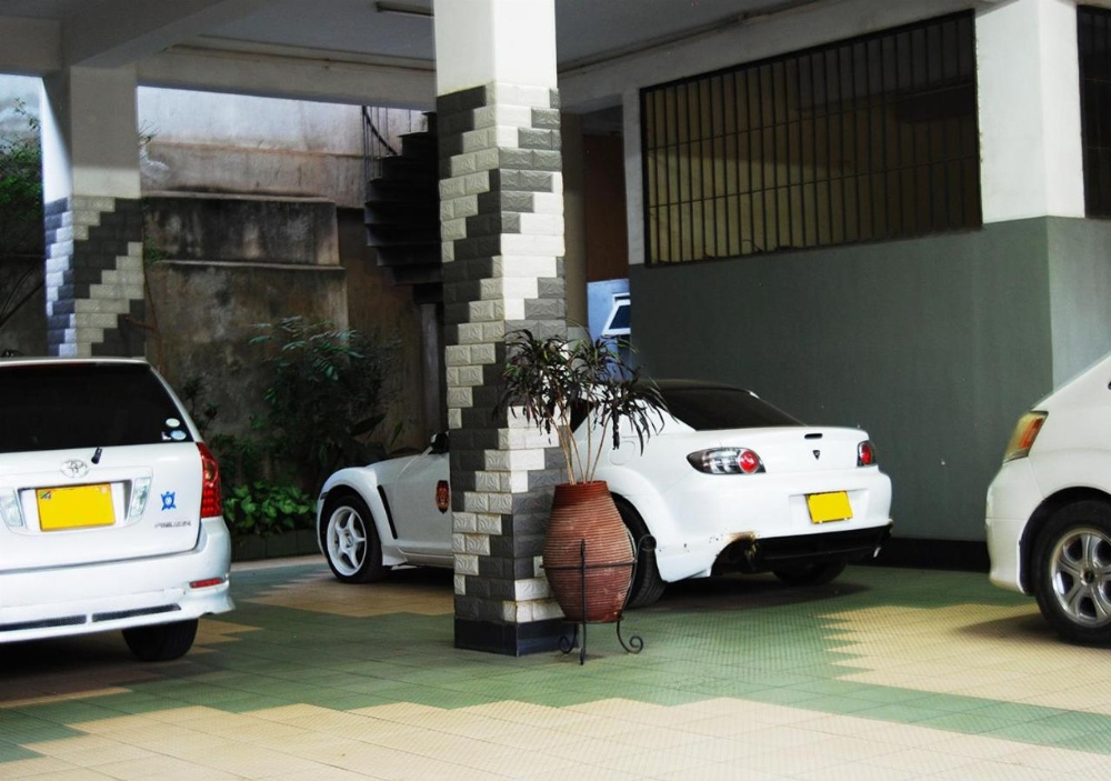 Mc-Elly's Hotel Main image